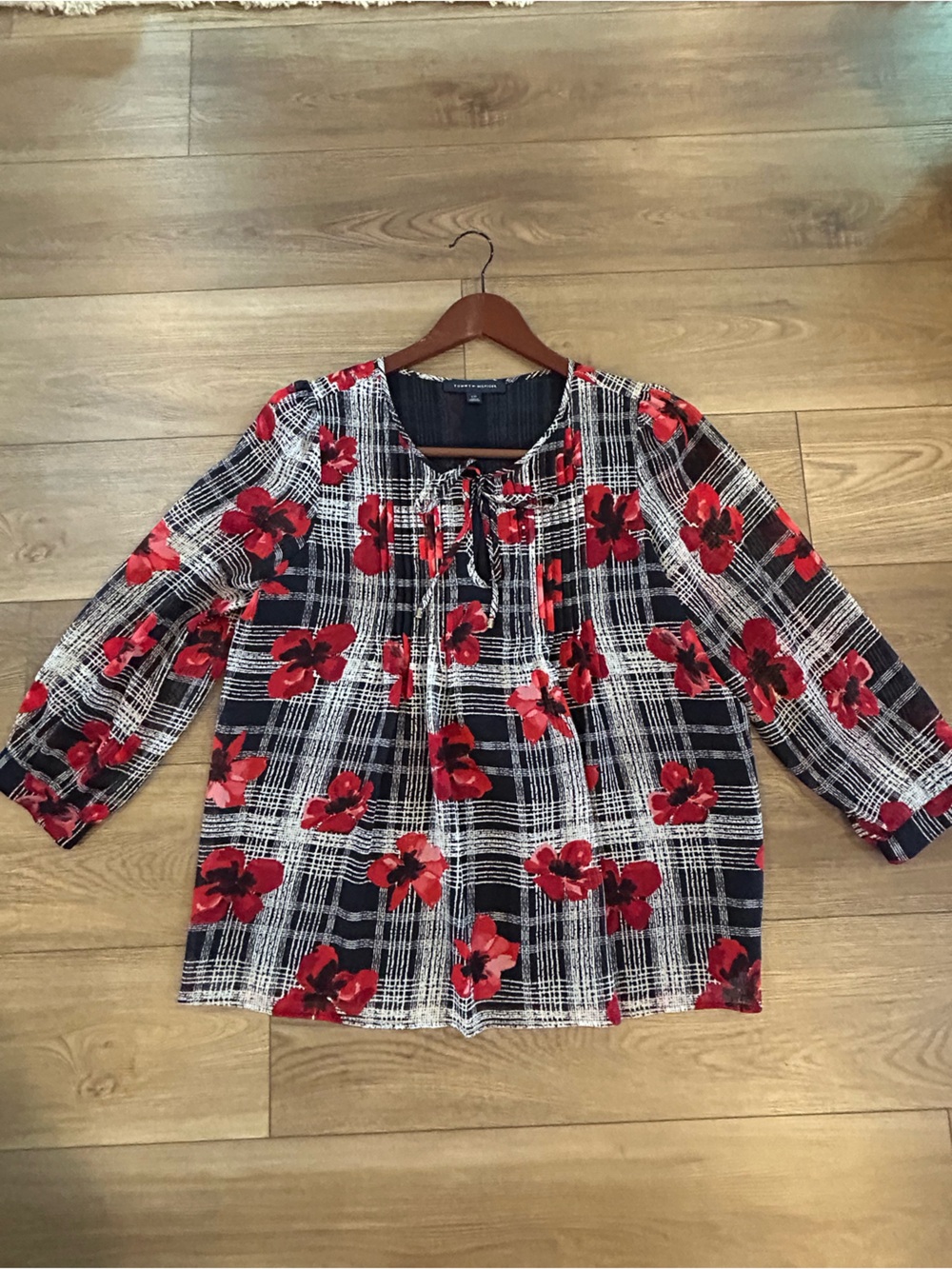 Tommy Hilfiger Navy Red Plaid Floral Tie Neck Blouse Sheer Sleeves Size L